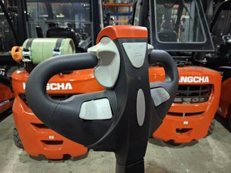 Apilador con plataforma Hangcha CDD16-AZ3S