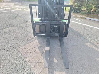 Carretilla contrapesada de 4 ruedas Hangcha XC30i