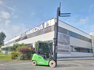 Carretilla contrapesada de 4 ruedas Hangcha XC30i
