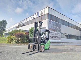 Carretilla contrapesada de 4 ruedas Hangcha XC30i