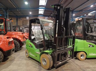 Carretilla contrapesada de 4 ruedas Hangcha XC30i