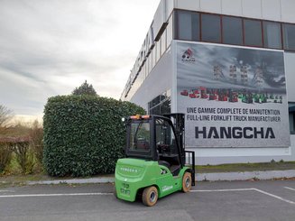 Carretilla contrapesada de 4 ruedas Hangcha XC30i - 4