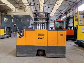 Apilador multidireccional FAC 4VR 2510