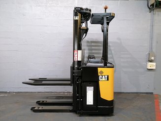 Apilador con plataforma Caterpillar NSR20N - 3