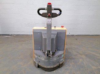 Transpaleta con conductor acompañante OMG 330K - 3