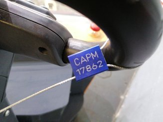 Transpaleta con conductor acompañante OMG 330K - 9