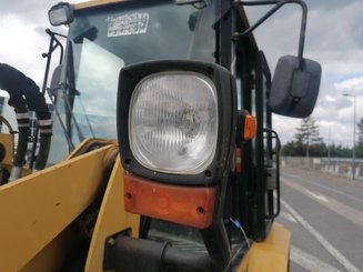 Cargadoras articulada Caterpillar 904B - 14