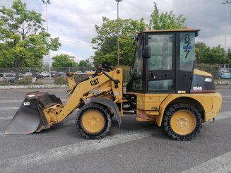 Cargadoras articulada Caterpillar 904B - 2