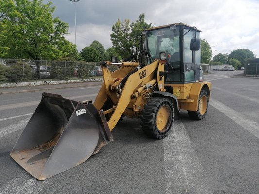 Cargadoras articulada Caterpillar 904B - 1