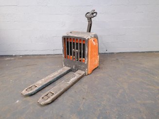 Transpaleta con conductor acompañante OMG 316KN - 1