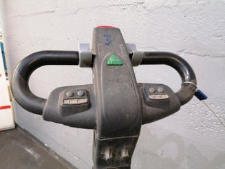 Transpaleta con conductor acompañante OMG 316KN - 8