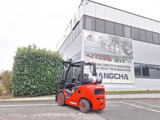 Carretilla contrapesada de 4 ruedas Hangcha XF25G