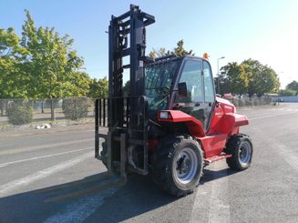 Carretilla todoterreno Manitou M26-4 T3B - 1