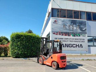 Carretilla contrapesada de 4 ruedas Hangcha XF25D