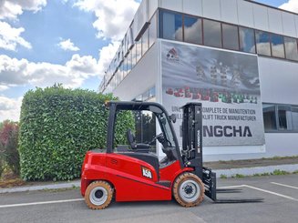 Carretilla contrapesada de 4 ruedas Hangcha A4W50-E