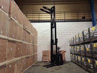 Apilador con plataforma Hangcha CDD16-AZ3S