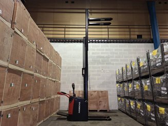 Apilador con plataforma Hangcha CDD16-AZ3S