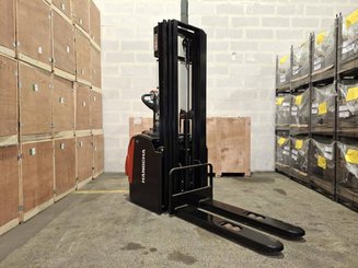 Apilador con plataforma Hangcha CDD16-AZ3S