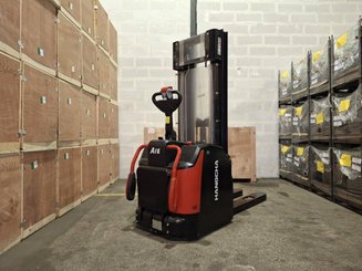Apilador con plataforma Hangcha CDD16-AZ3S