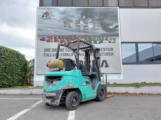 Carretilla contrapesada de 4 ruedas Mitsubishi FG25NT - 4