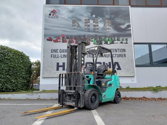 Carretilla contrapesada de 4 ruedas Mitsubishi FG25NT - 1