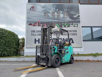 Carretilla contrapesada de 4 ruedas Mitsubishi FG25NT - 1