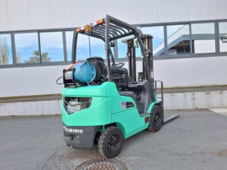 Carretilla contrapesada de 4 ruedas Mitsubishi FG15N