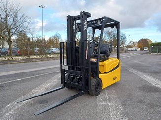 Carretilla contrapesada de 3 ruedas Yale ERP16VTMWB