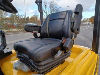 Carretilla contrapesada de 3 ruedas Yale ERP16VTMWB