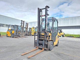 Carretilla contrapesada de 4 ruedas Caterpillar GP18N