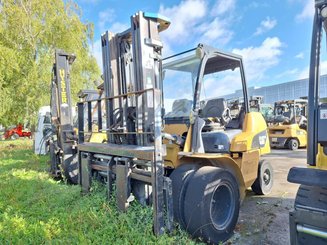 Carretilla contrapesada de 4 ruedas Caterpillar GP40N