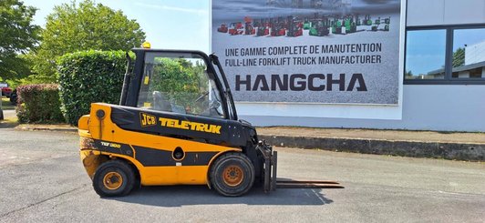 Manipulador telescópico JCB TLT30D - 10