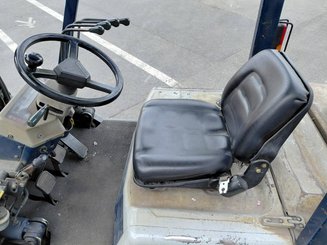 Carretilla contrapesada de 4 ruedas Komatsu FG25 T 11 E - 7