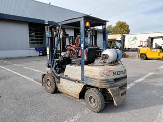 Carretilla contrapesada de 4 ruedas Komatsu FG25 T 11 E - 11
