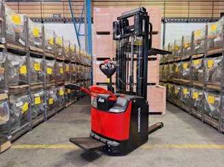 Apilador con plataforma Hangcha CDD20 AZ3S