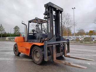 Carretilla contrapesada de 4 ruedas Doosan D1808-S