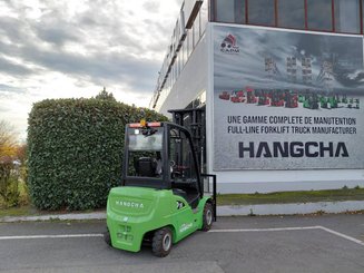 Carretilla contrapesada de 4 ruedas Hangcha XC30i