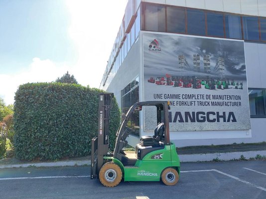 Carretilla contrapesada de 4 ruedas Hangcha XC25i - 1