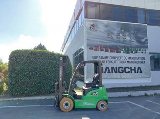Carretilla contrapesada de 4 ruedas Hangcha XC25i