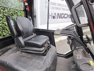 Carretilla contrapesada de 4 ruedas Hangcha XF25D