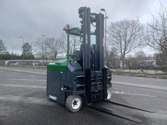 Carretilla multidireccional Combilift CBE3000