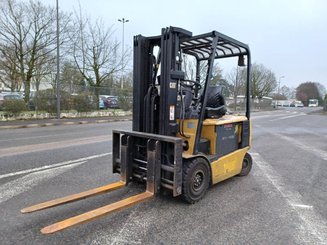 Carretilla contrapesada de 4 ruedas Caterpillar EP25K - 1