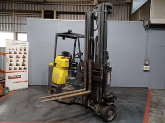 Carretilla articulada Aisle Master 20SE