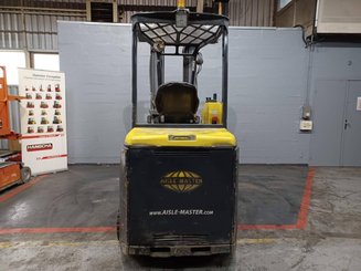 Carretilla articulada Aisle Master 20SE