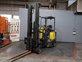 Carretilla articulada Aisle Master 20SE