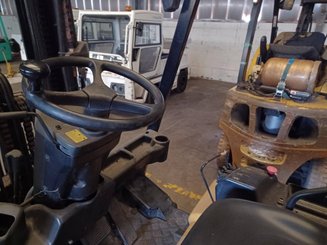 Carretilla contrapesada de 4 ruedas Caterpillar EP35K
