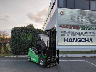 Carretilla contrapesada de 4 ruedas Hangcha XC25i - 1