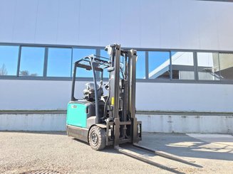 Carretilla contrapesada de 3 ruedas Mitsubishi FB16N2T