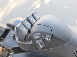 Carretilla contrapesada de 3 ruedas Mitsubishi FB16N2T