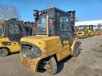 Carretilla contrapesada de 4 ruedas Caterpillar DP50K2